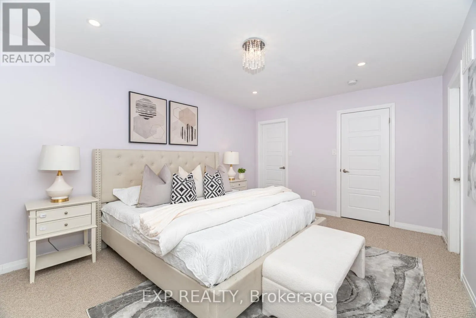 806 BANKS CRESCENT