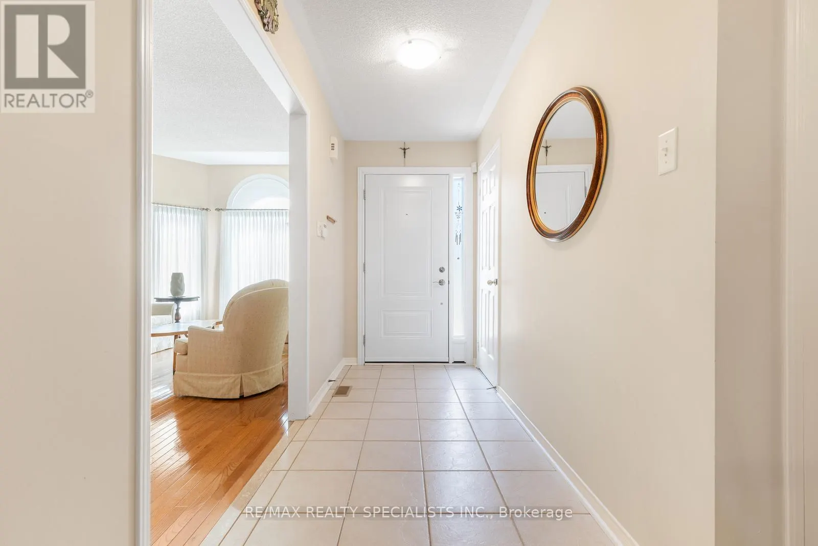 27 BOWMAN STREET