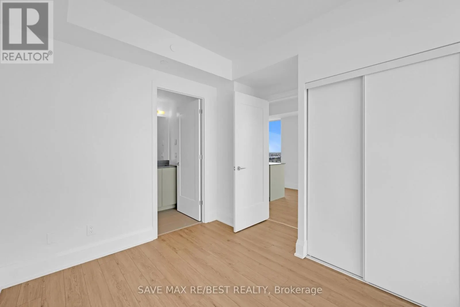 1203 - 3079 TRAFALGAR ROAD