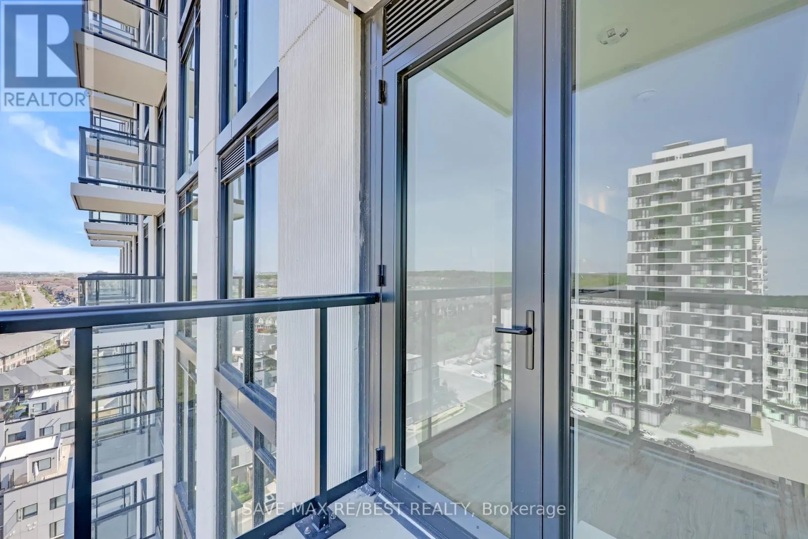 1203 - 3079 TRAFALGAR ROAD