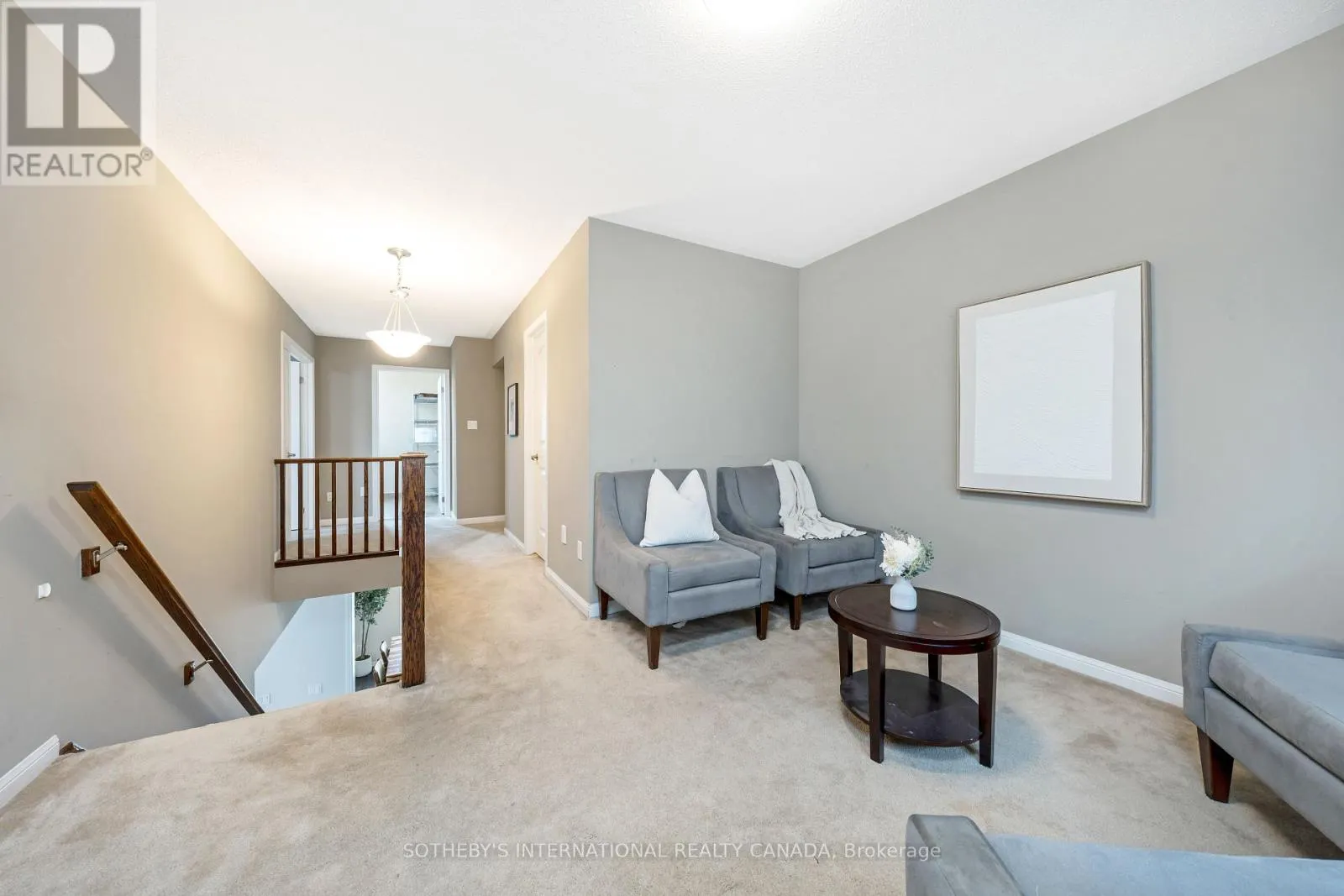465 CUSICK CIRCLE