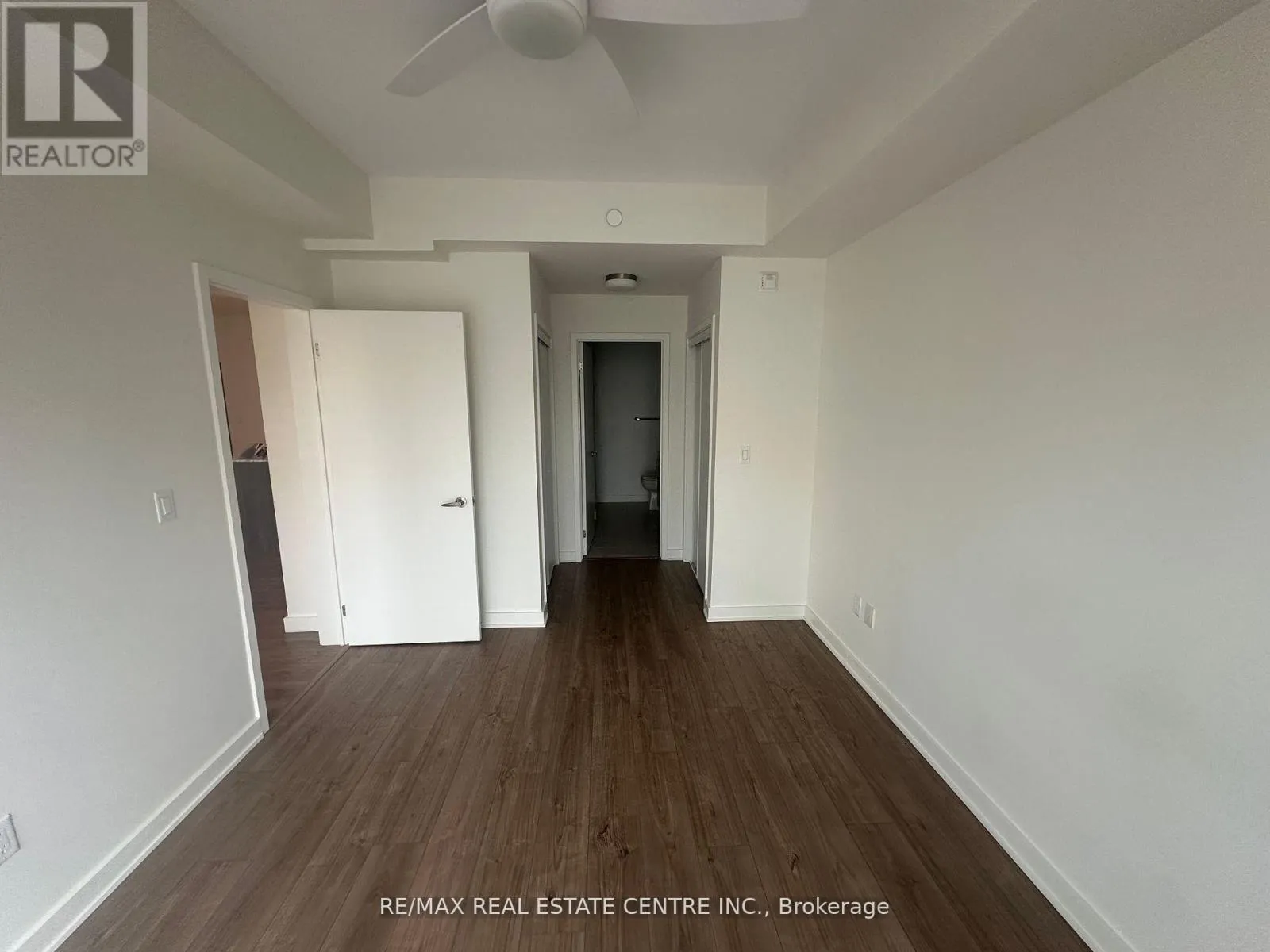 107 - 150 SABINA DRIVE