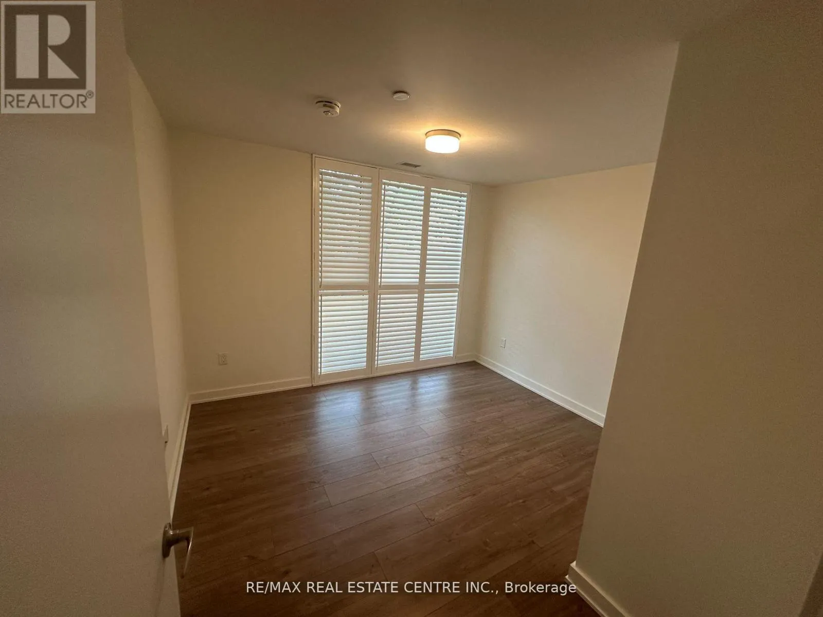107 - 150 SABINA DRIVE