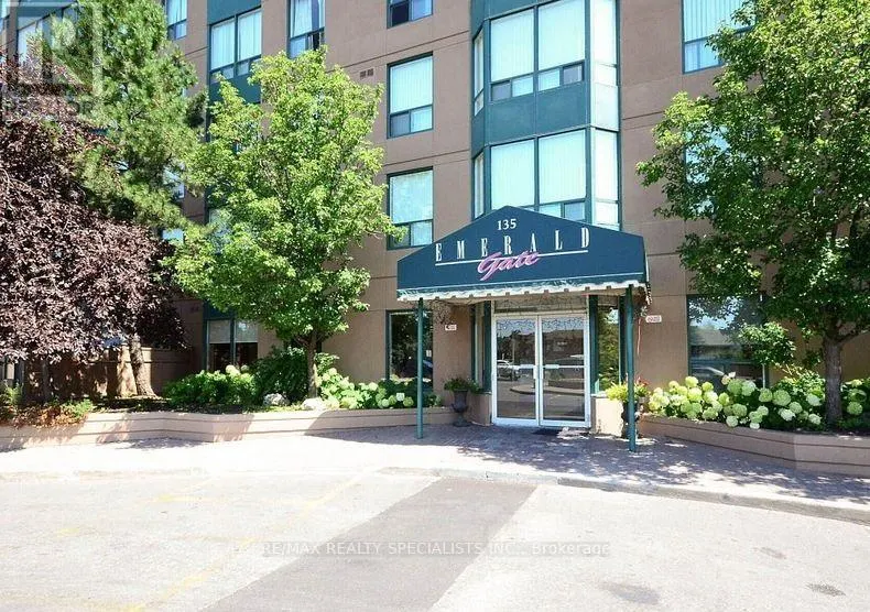 1112 - 135 HILLCREST AVENUE
