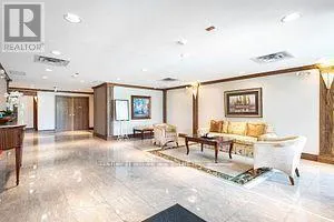 316 - 25 VIA ROSEDALE WAY