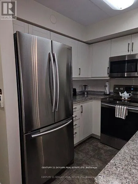 316 - 25 VIA ROSEDALE WAY
