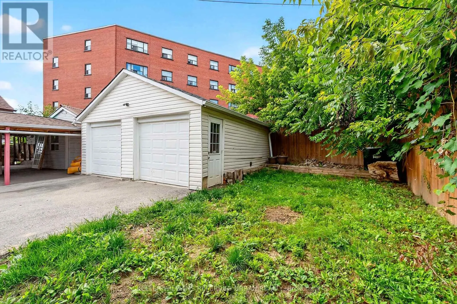 116 BRANSTONE ROAD