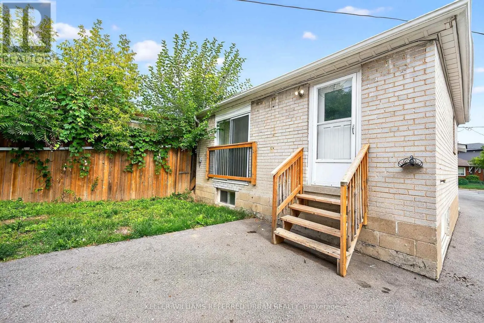 116 BRANSTONE ROAD