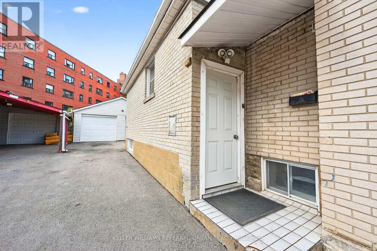 116 BRANSTONE ROAD