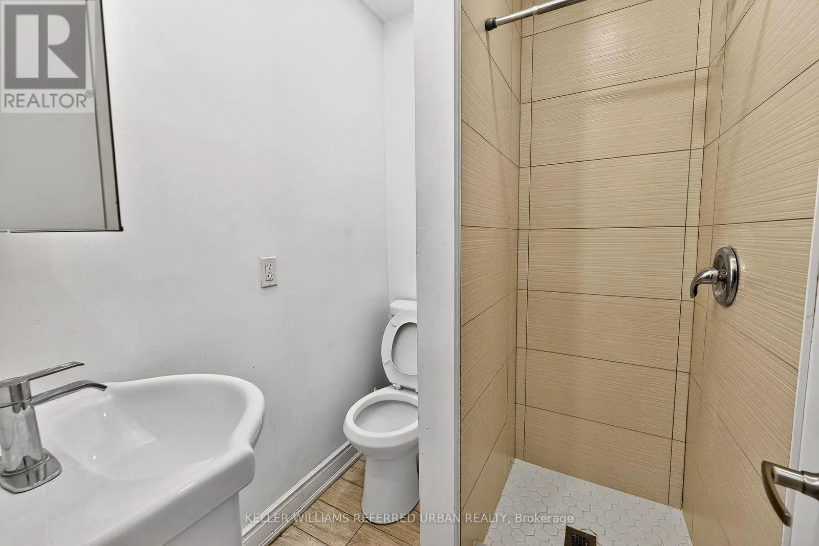 116 BRANSTONE ROAD