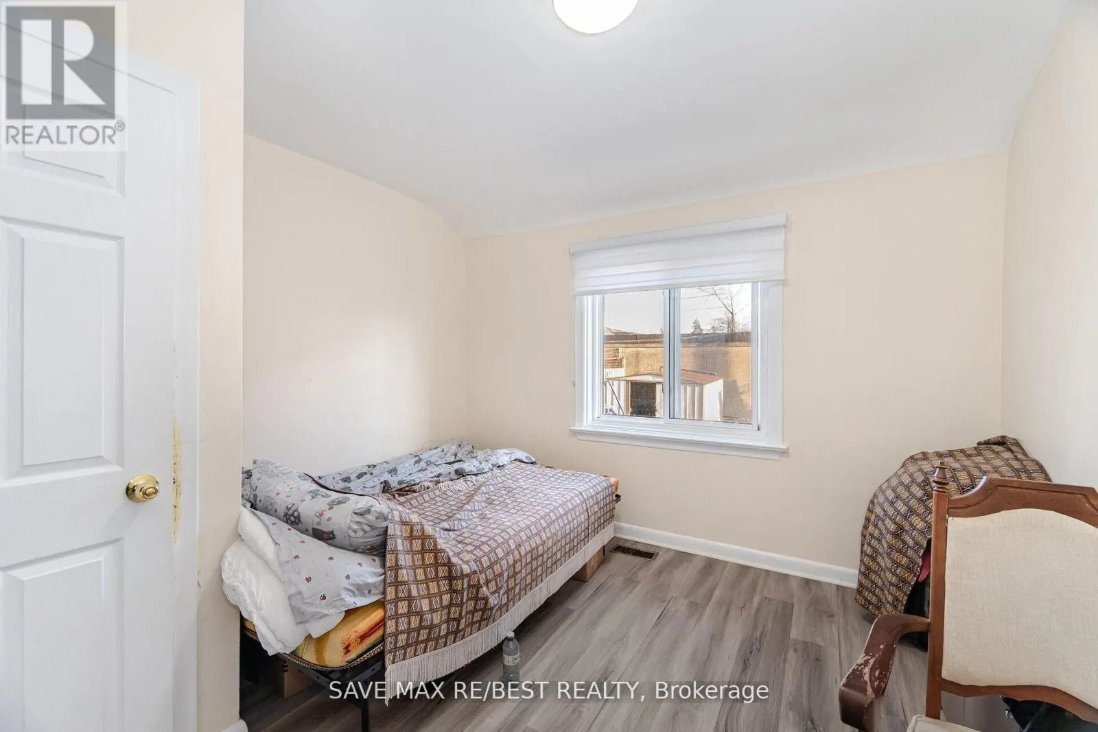 29 BROOKMERE ROAD