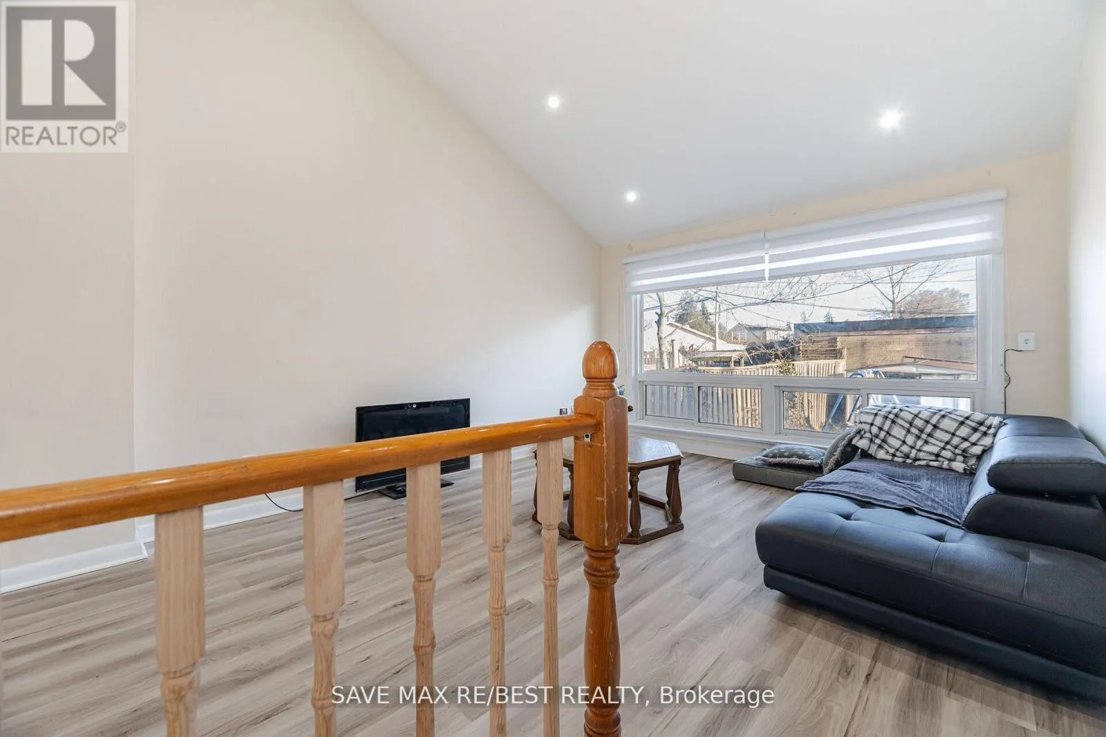29 BROOKMERE ROAD