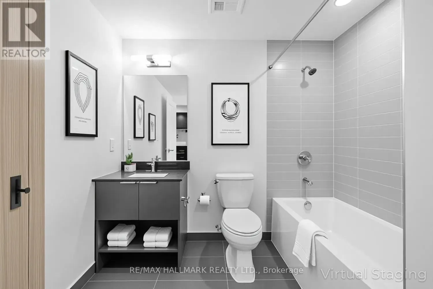 1301 - 3079 TRAFALGAR ROAD