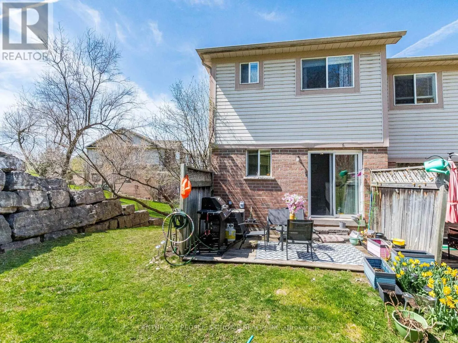 18 PALOMINO TRAIL