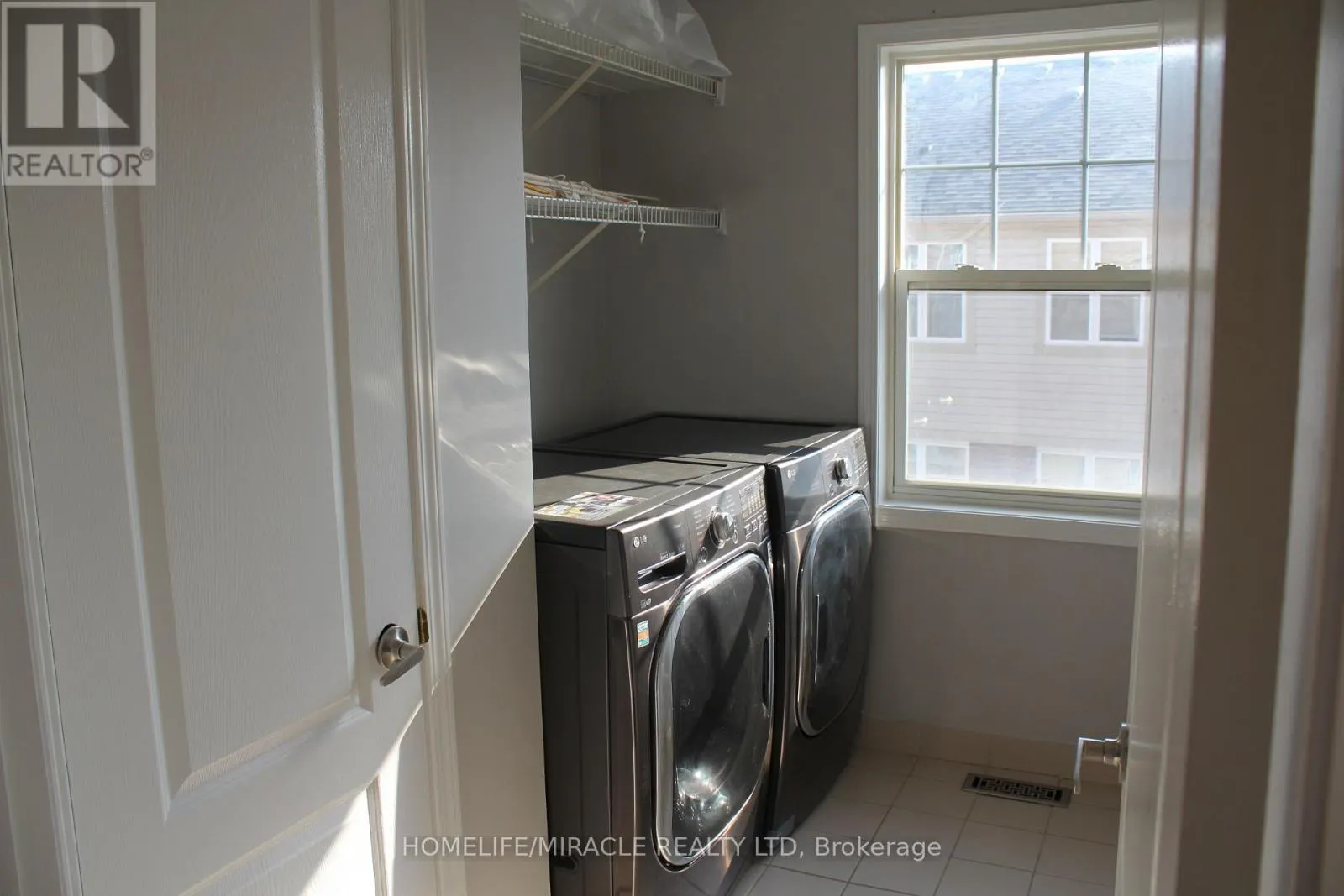 38 - 5980 WHITEHORN AVENUE