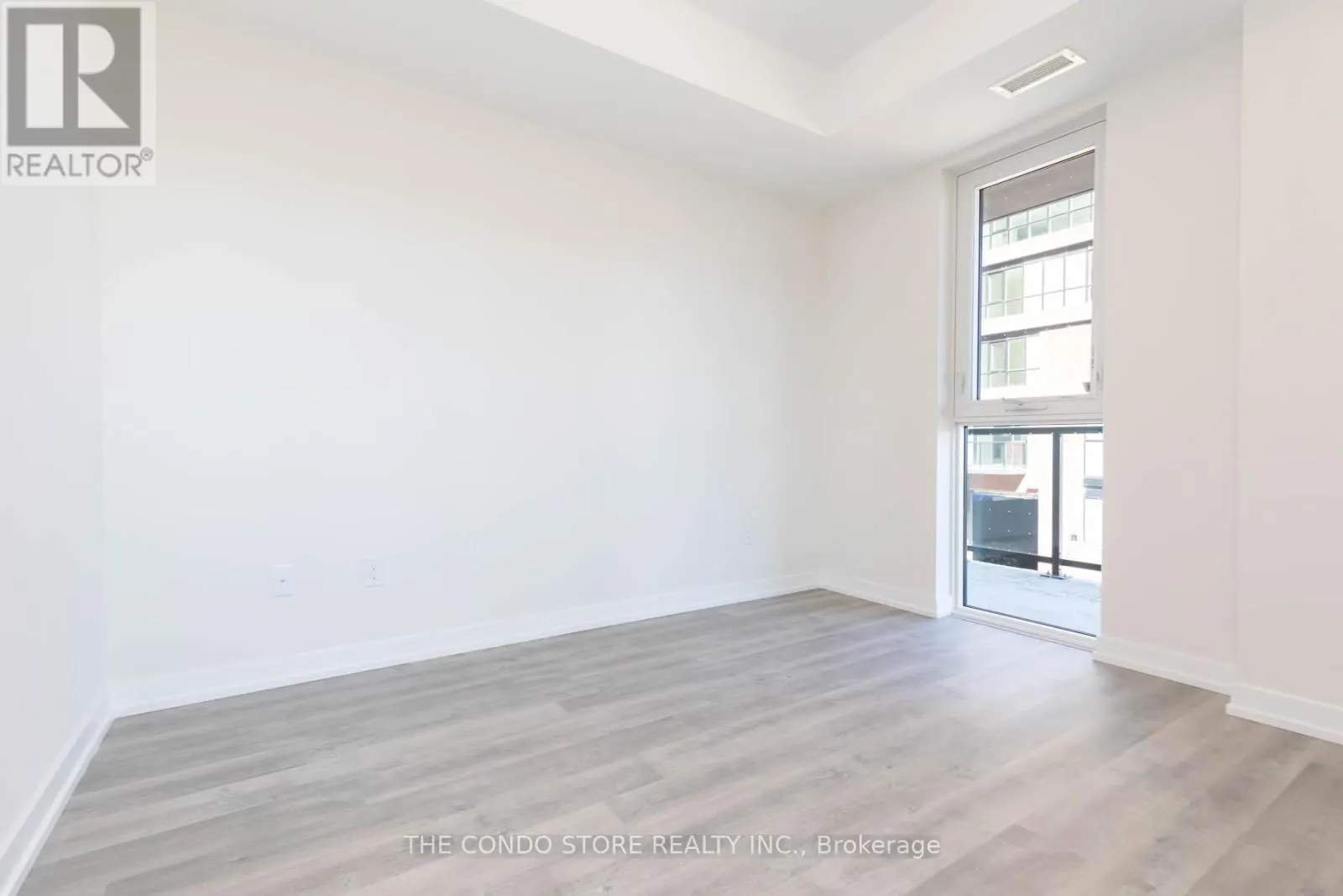 310 - 2300 ST. CLAIR AVENUE W