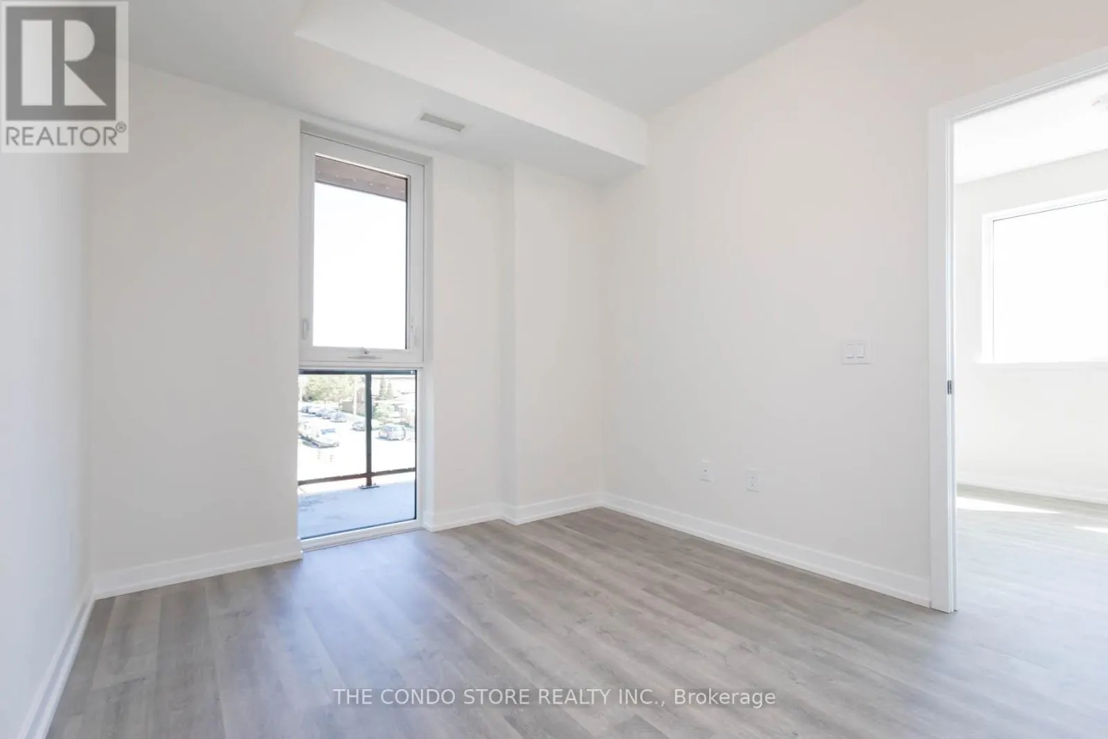 310 - 2300 ST. CLAIR AVENUE W