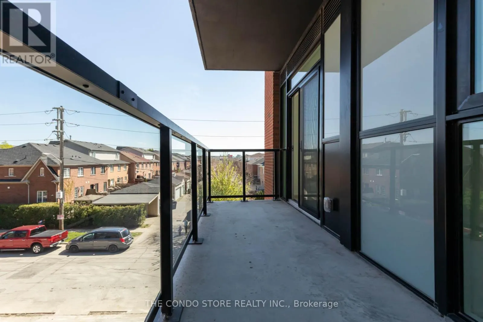 310 - 2300 ST. CLAIR AVENUE W
