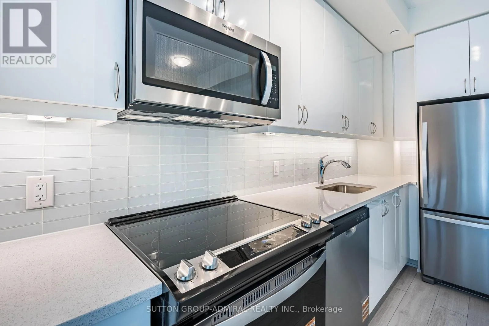 5006 - 38 ANNIE CRAIG DRIVE