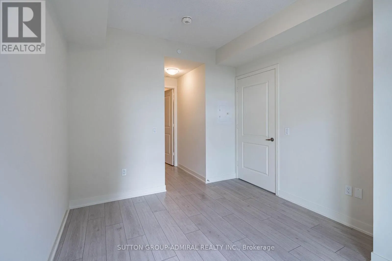 5006 - 38 ANNIE CRAIG DRIVE