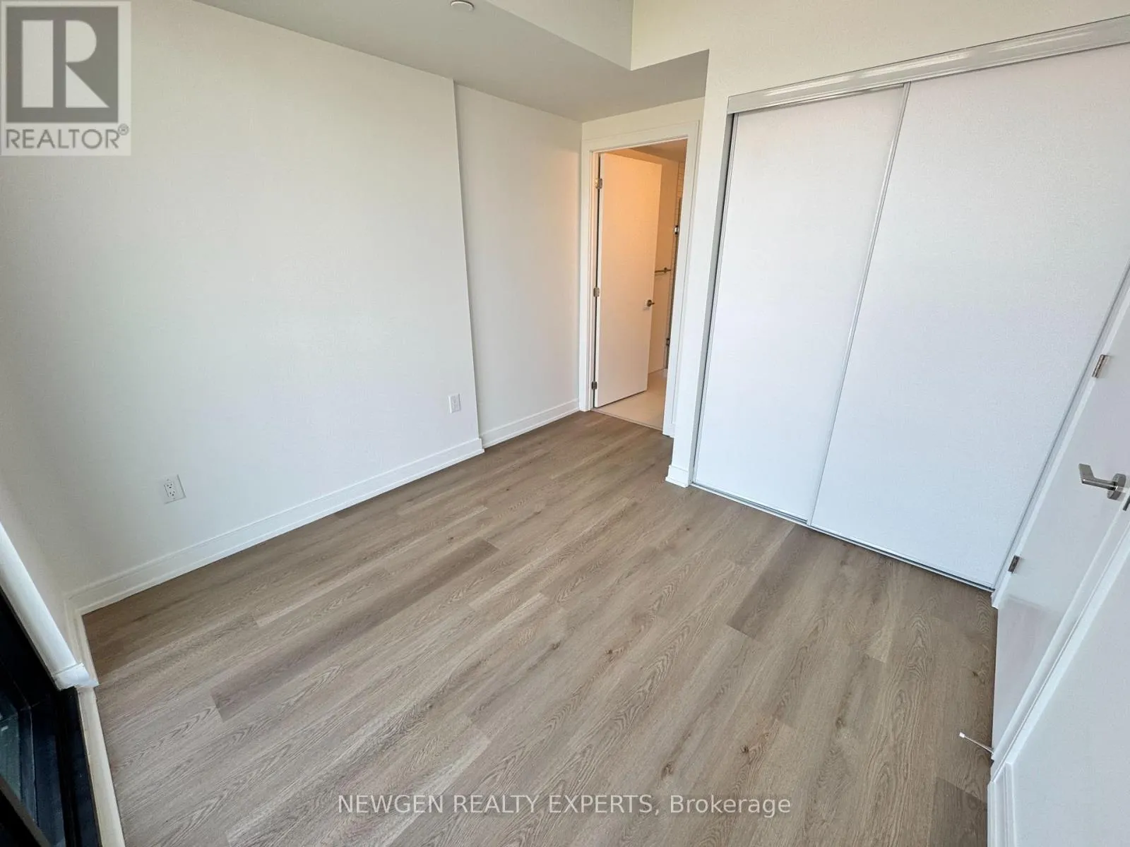 1102 - 3009 NOVAR ROAD