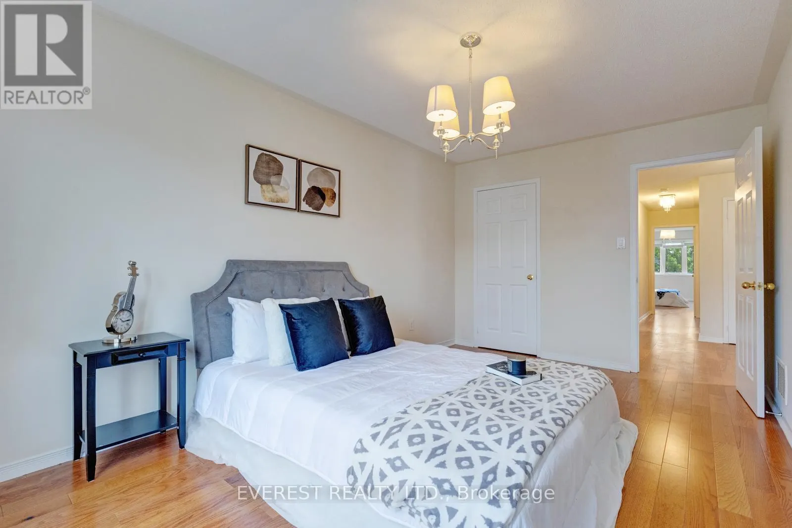 5172 NESTLING GROVE
