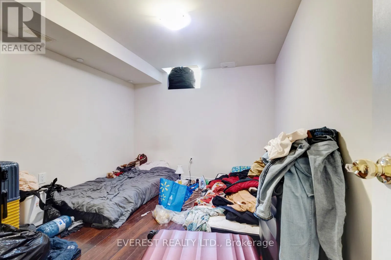 5172 NESTLING GROVE