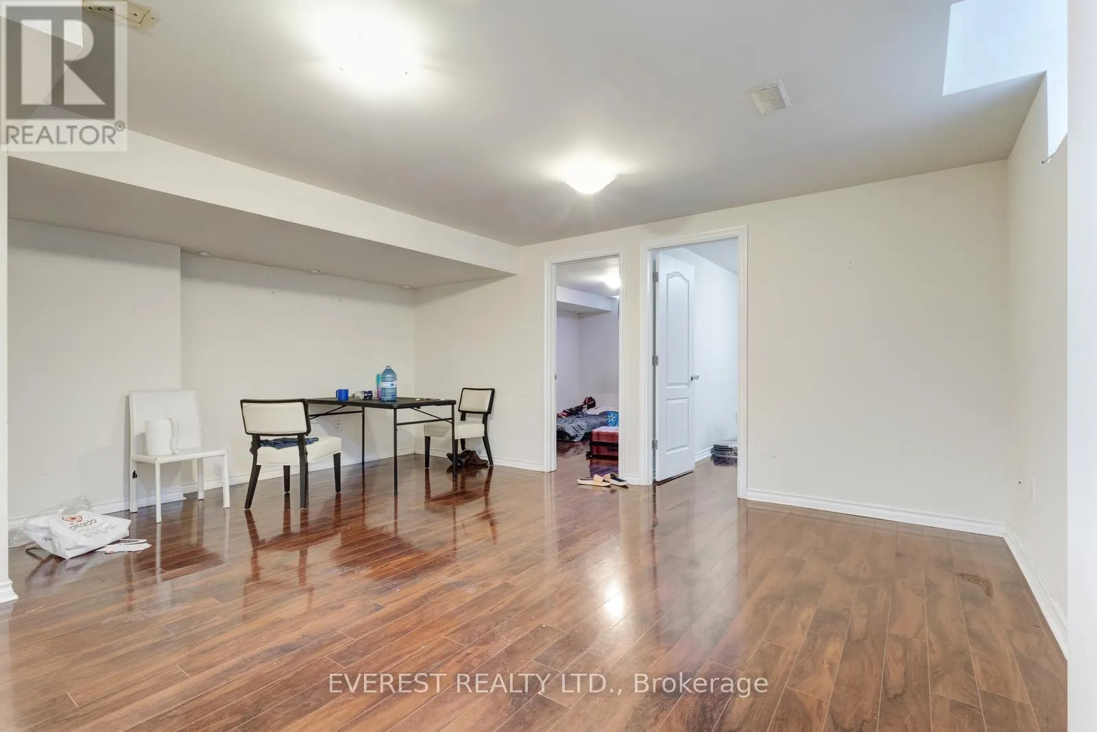 5172 NESTLING GROVE