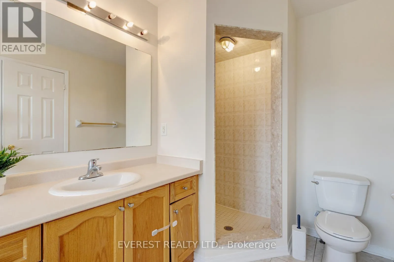 5172 NESTLING GROVE