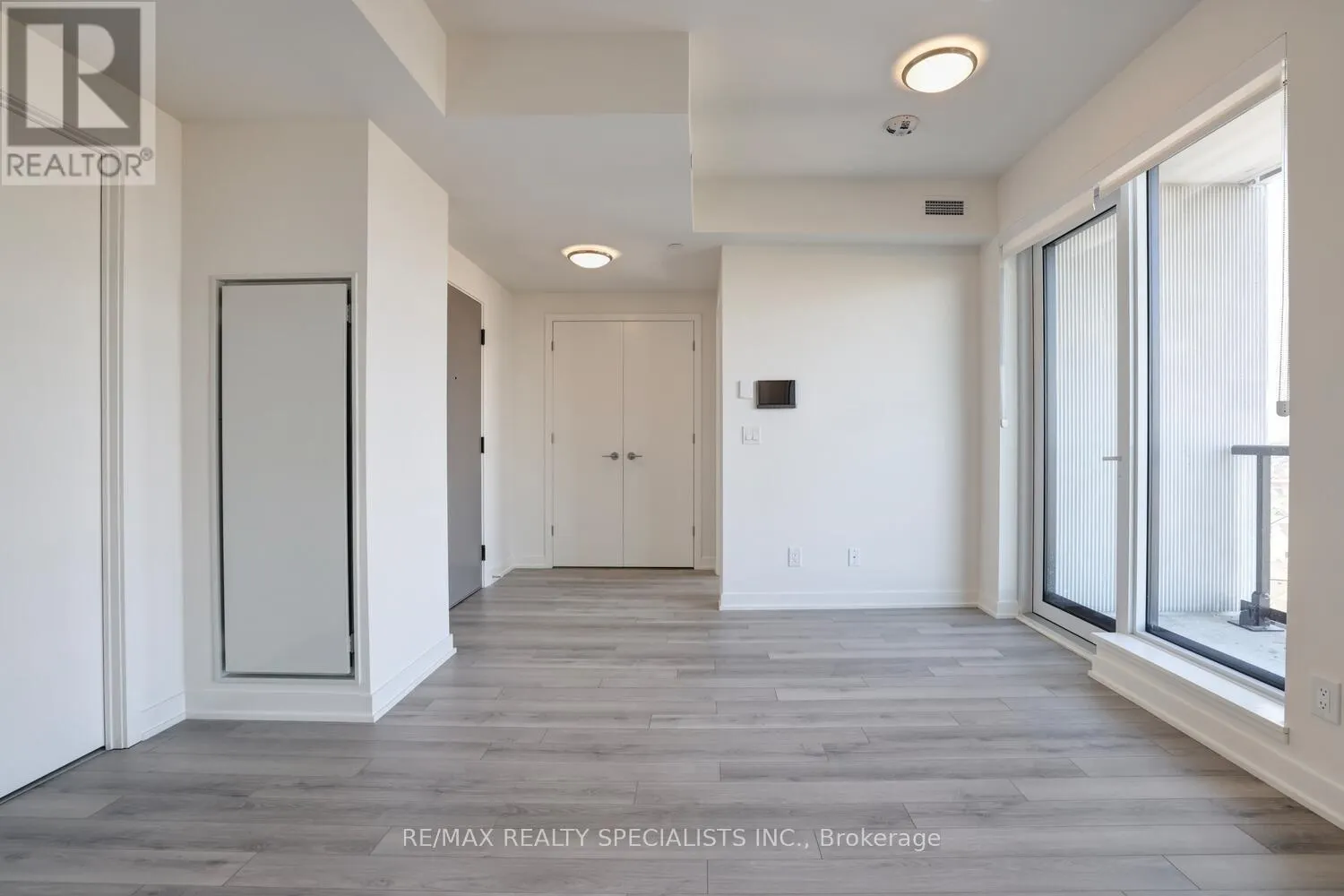 1308 - 3079 TRAFALGAR ROAD
