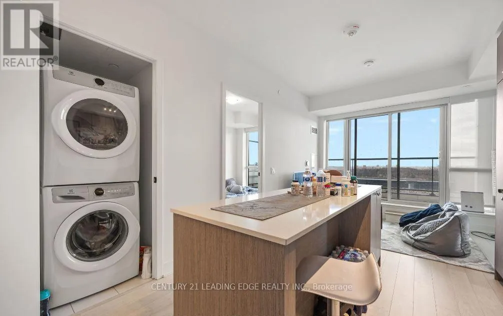 402 - 50 GEORGE BUTCHART DRIVE