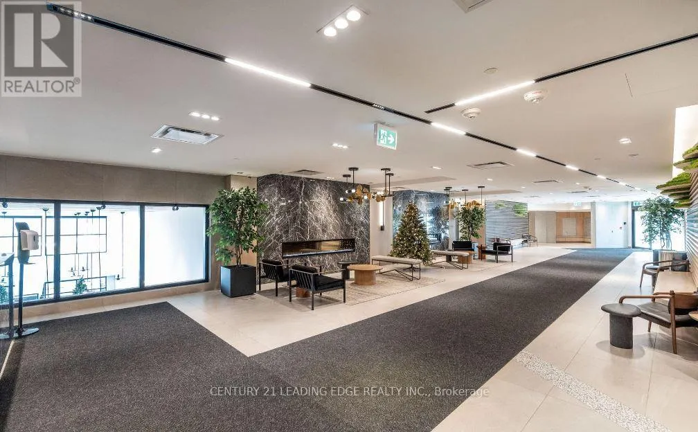 402 - 50 GEORGE BUTCHART DRIVE