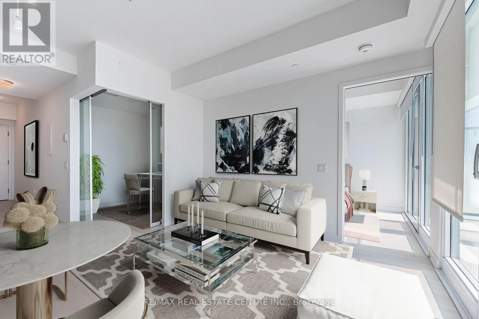 1407 - 3883 QUARTZ ROAD