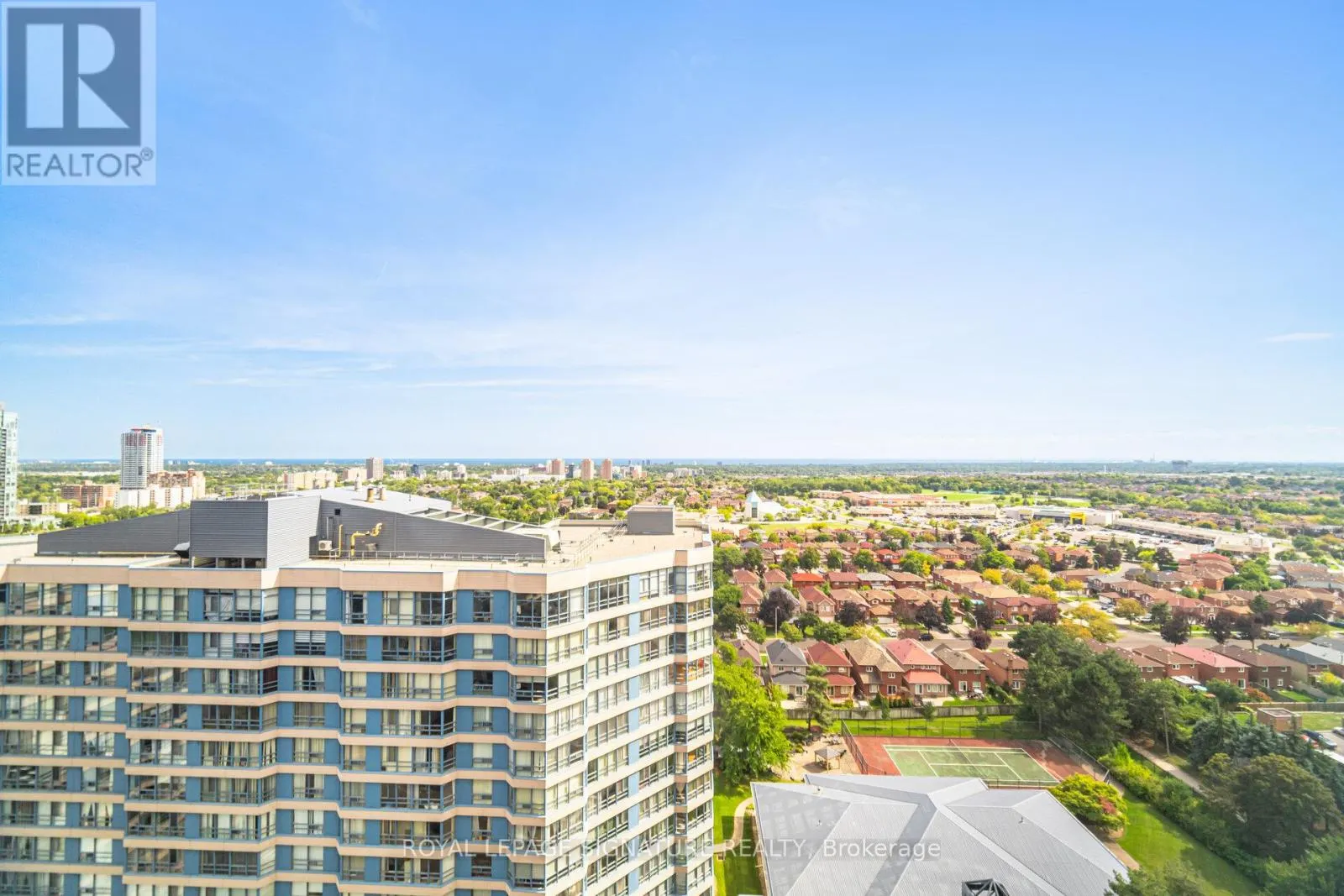 1810 - 225 WEBB DRIVE