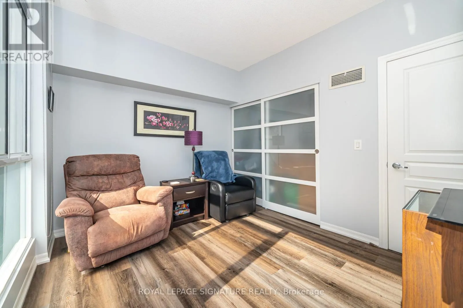 1810 - 225 WEBB DRIVE
