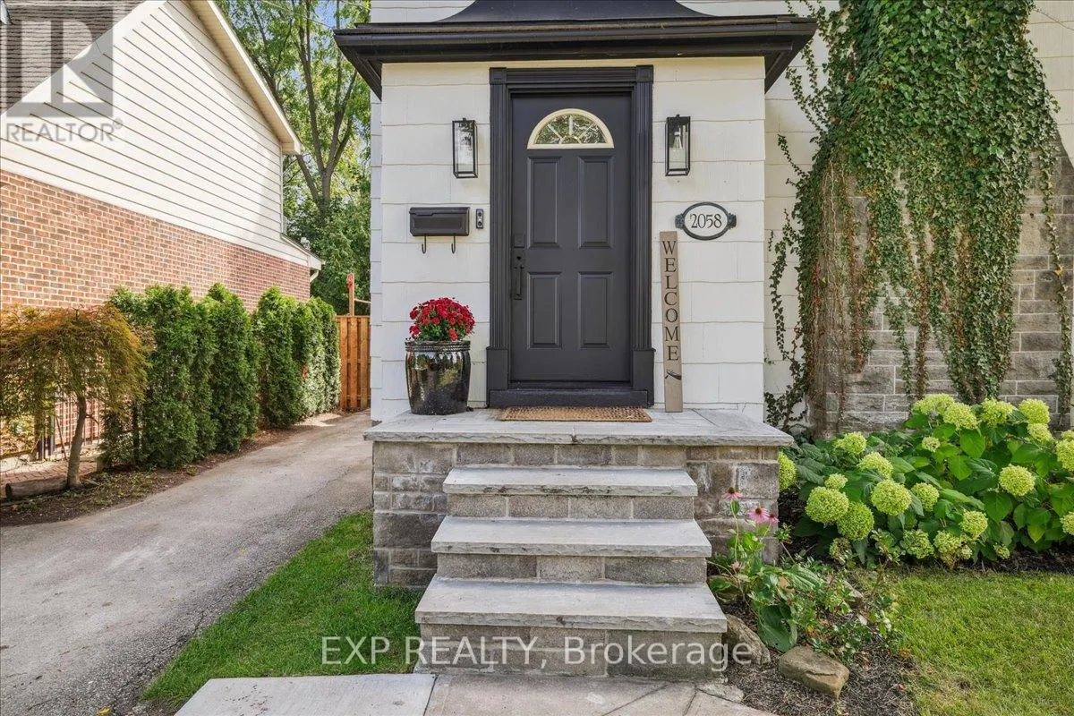 2058 EMERALD CRESCENT