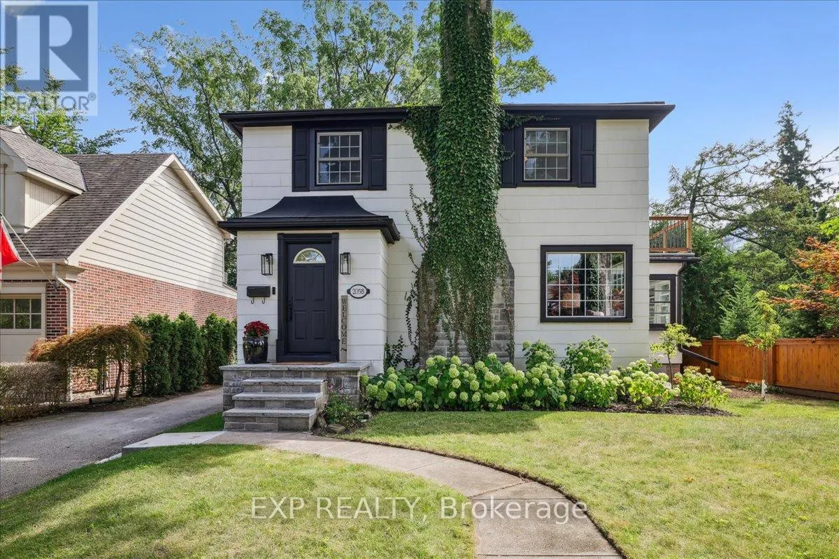 2058 EMERALD CRESCENT