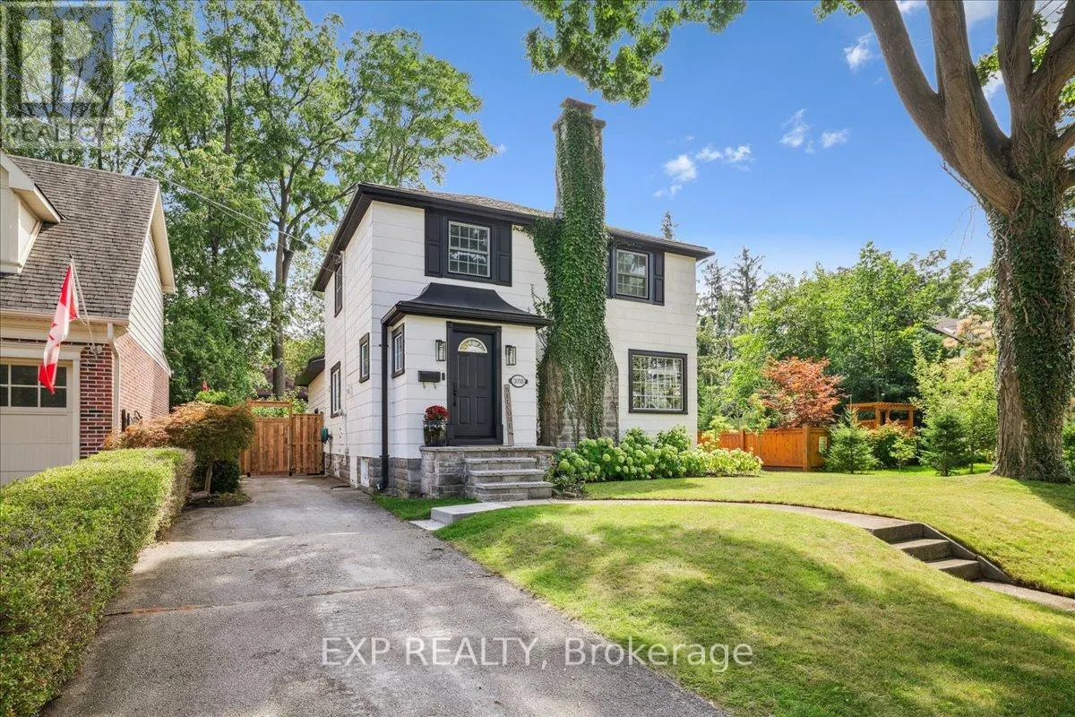 2058 EMERALD CRESCENT