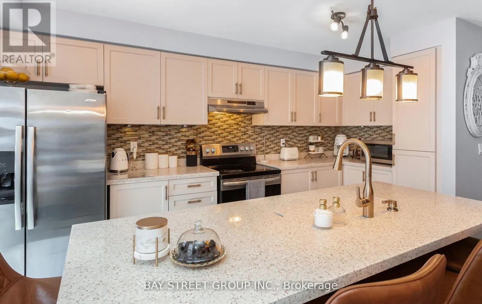 4238 THOMAS ALTON BOULEVARD