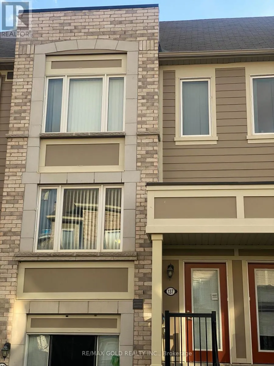 137 - 1 BECKENROSE COURT