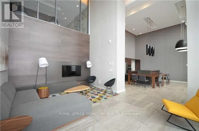 1412 - 2560 EGLINTON AVENUE W