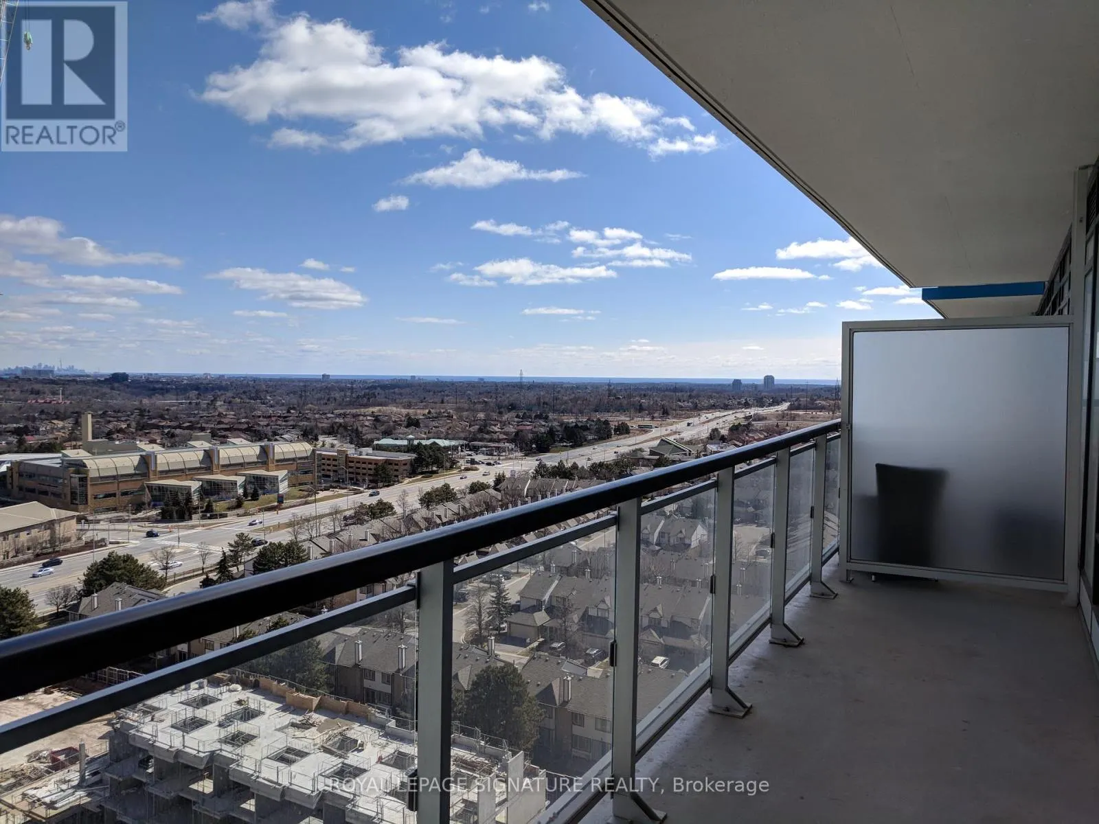1412 - 2560 EGLINTON AVENUE W