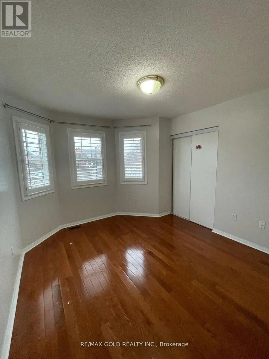 653 HAMILTON CRESCENT