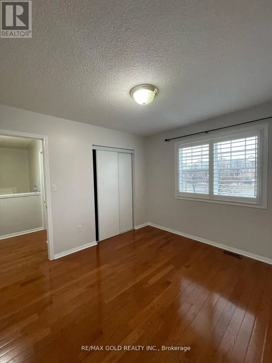 653 HAMILTON CRESCENT