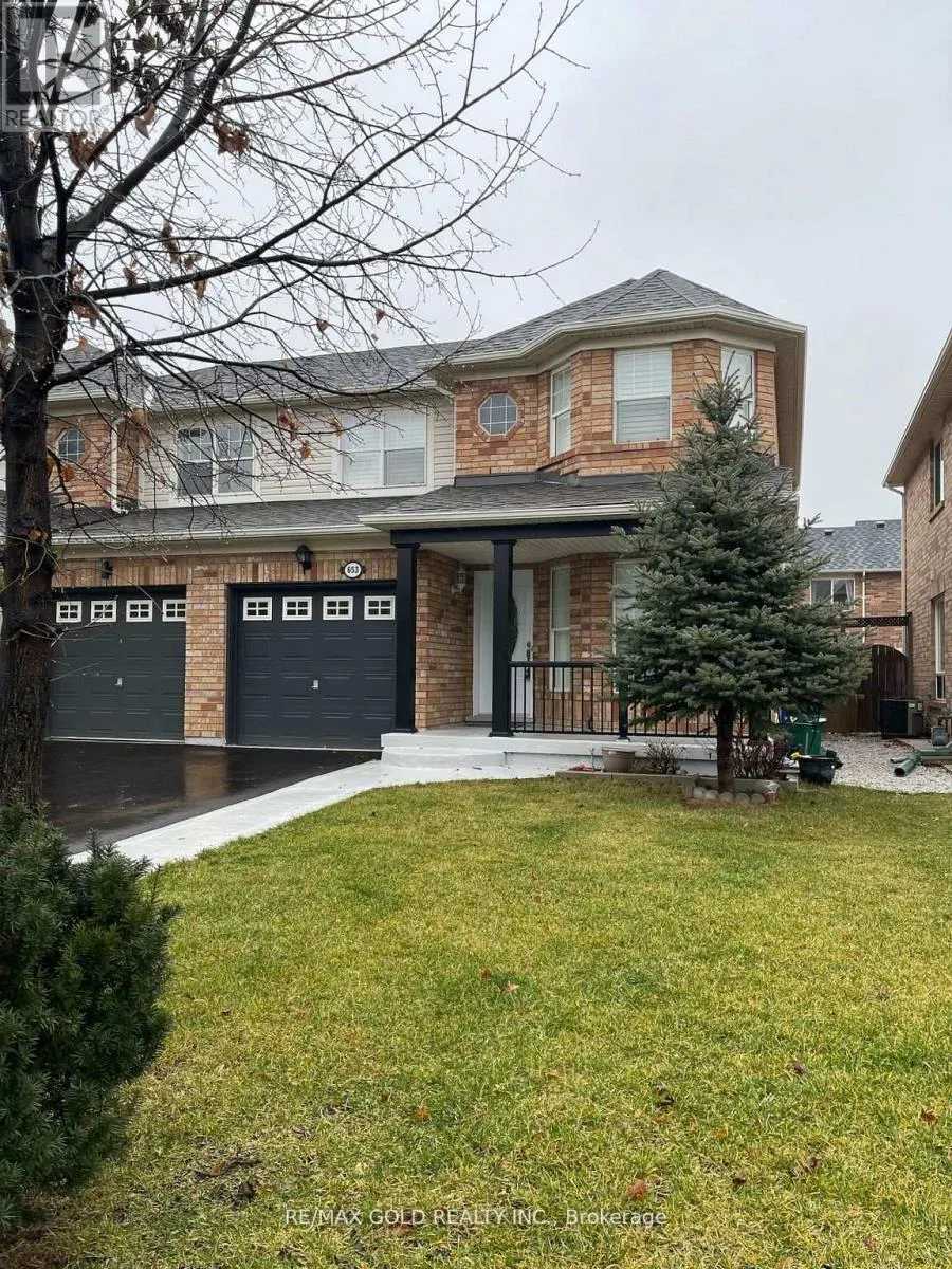 653 HAMILTON CRESCENT