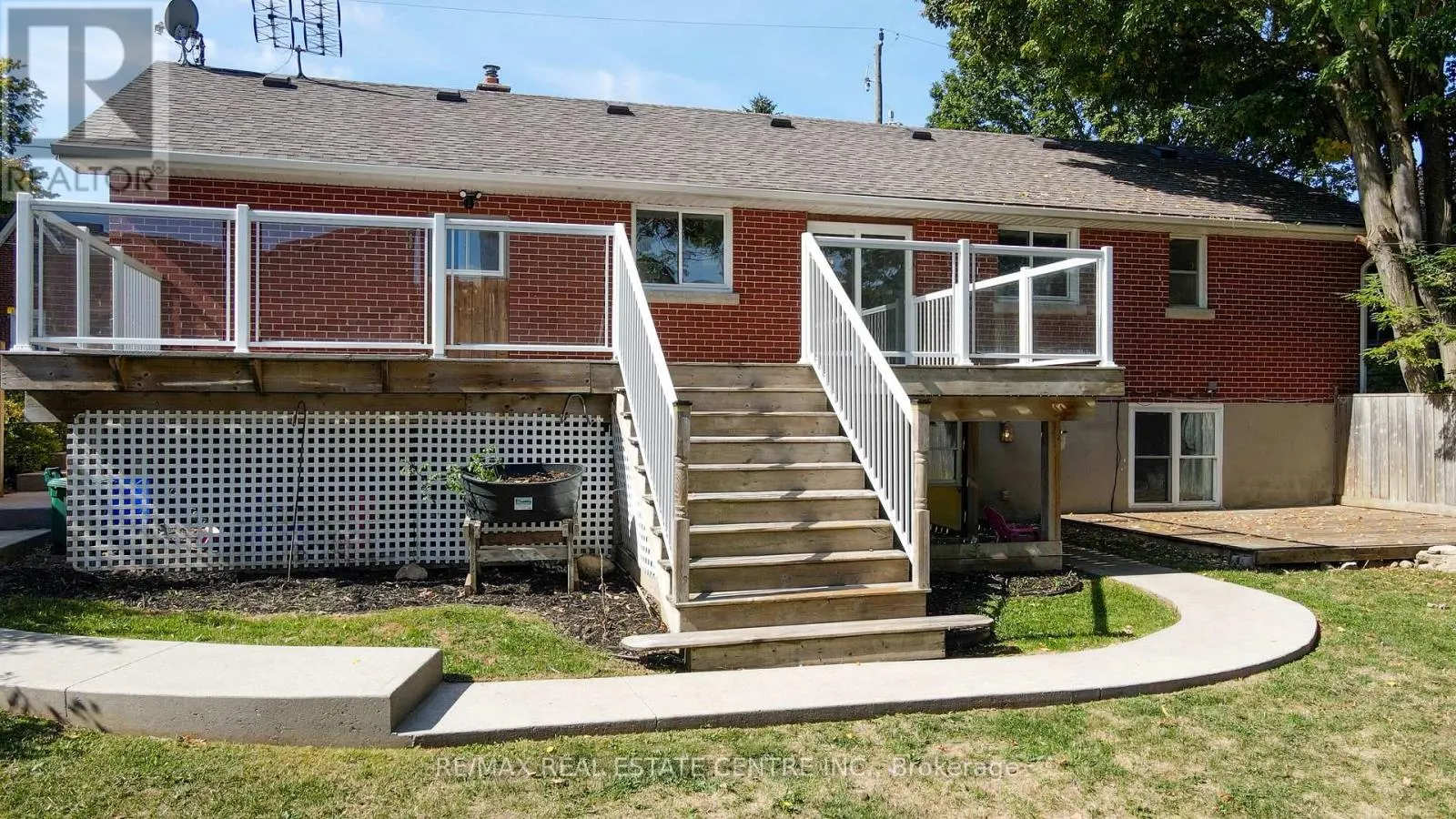 17B AMANDA STREET