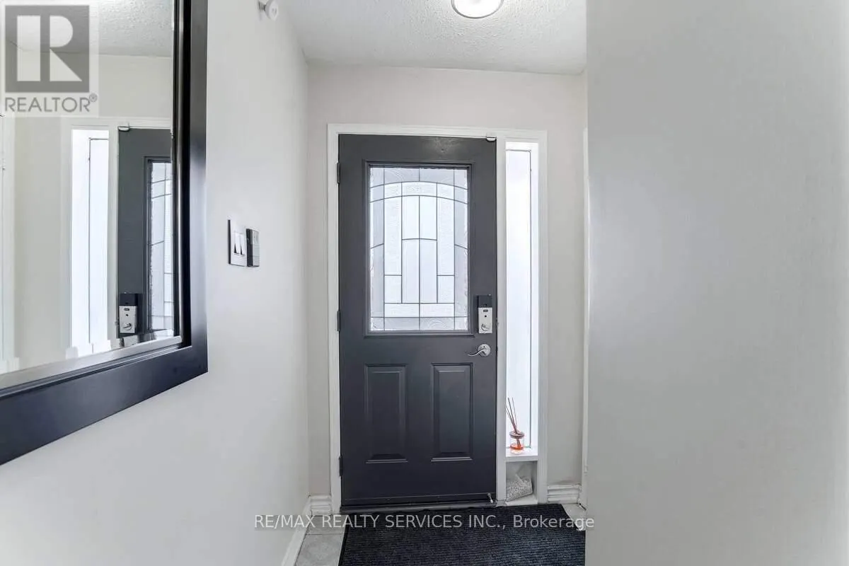 6888 DILLINGWOOD DRIVE