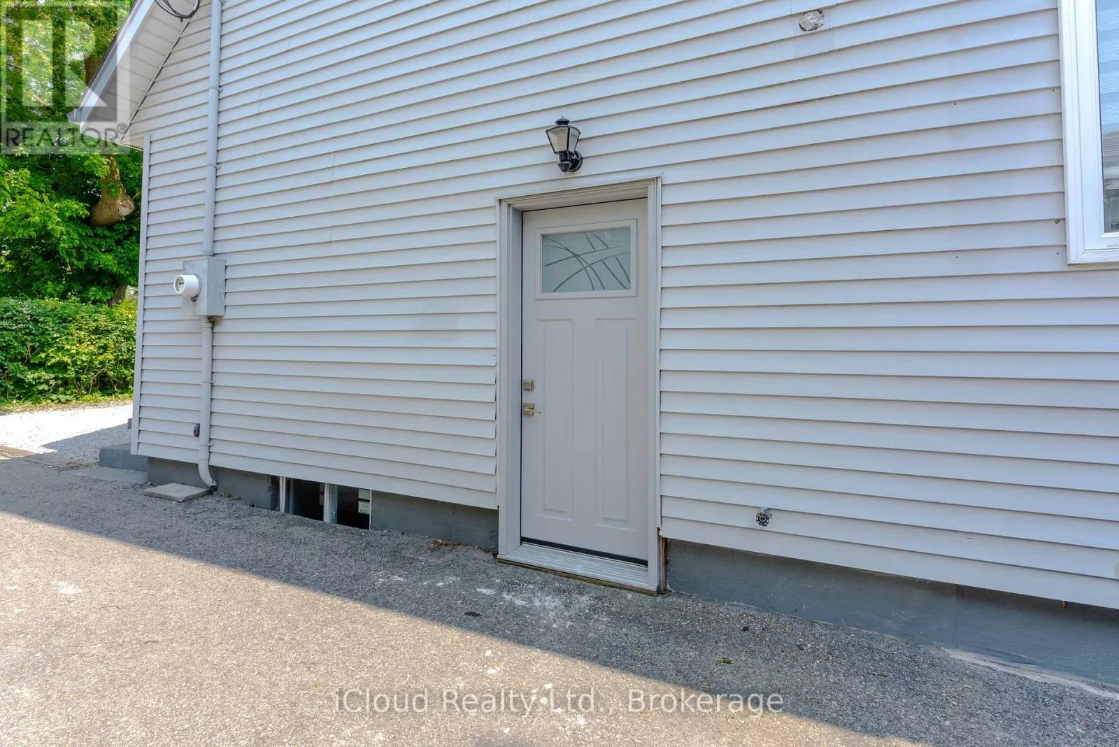 34 MERCER DRIVE