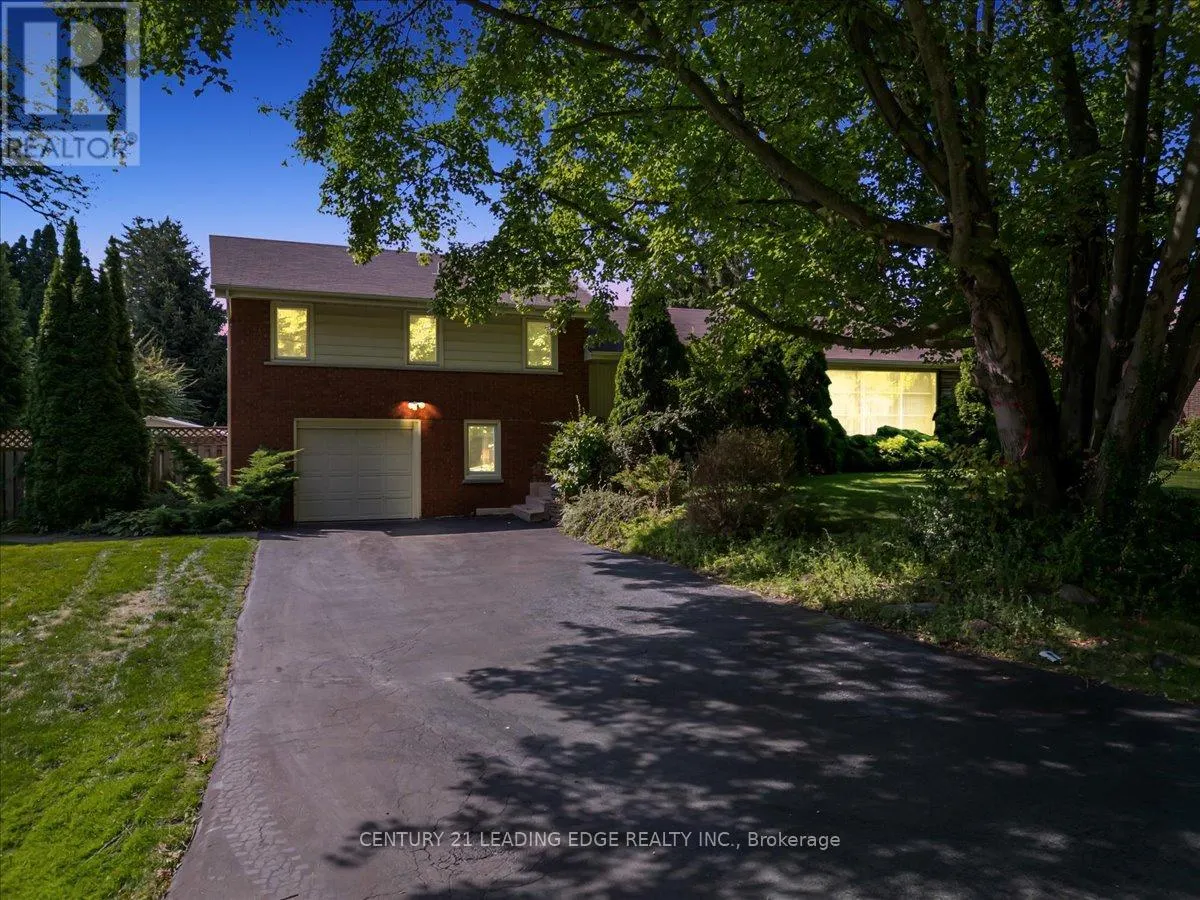 808 FALCON BOULEVARD