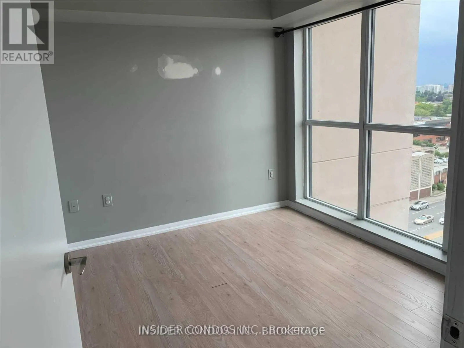 912 - 830 LAWRENCE AVENUE W
